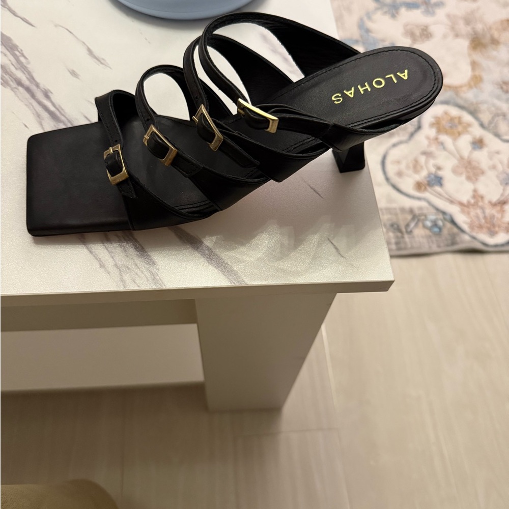 ALOHAS Black Multi-Strap Heels